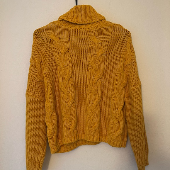 Chunky Knit Golden Yellow Turtleneck - Picture 5 of 5